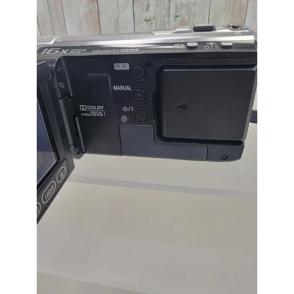 Panasonic HDC-TM10 2.5